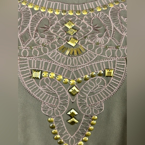 Lady Dutch brown rhinestone embelished tunic size small - Picture 4 of 8